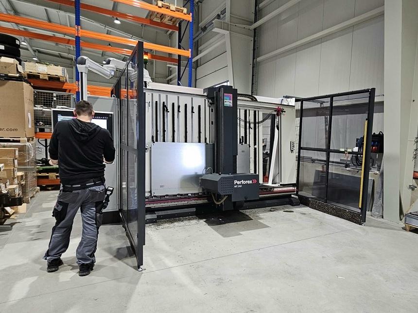 Maschine Perforex Schaltschrankbau WIMTECH